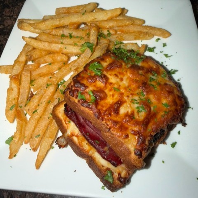 Croque Monsieur.